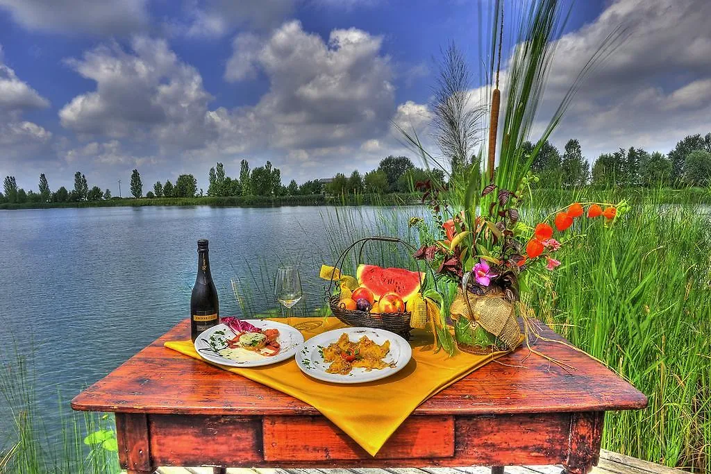 Gasthaus Agriturismo Ai Due Laghi Ponte Azzana Italien