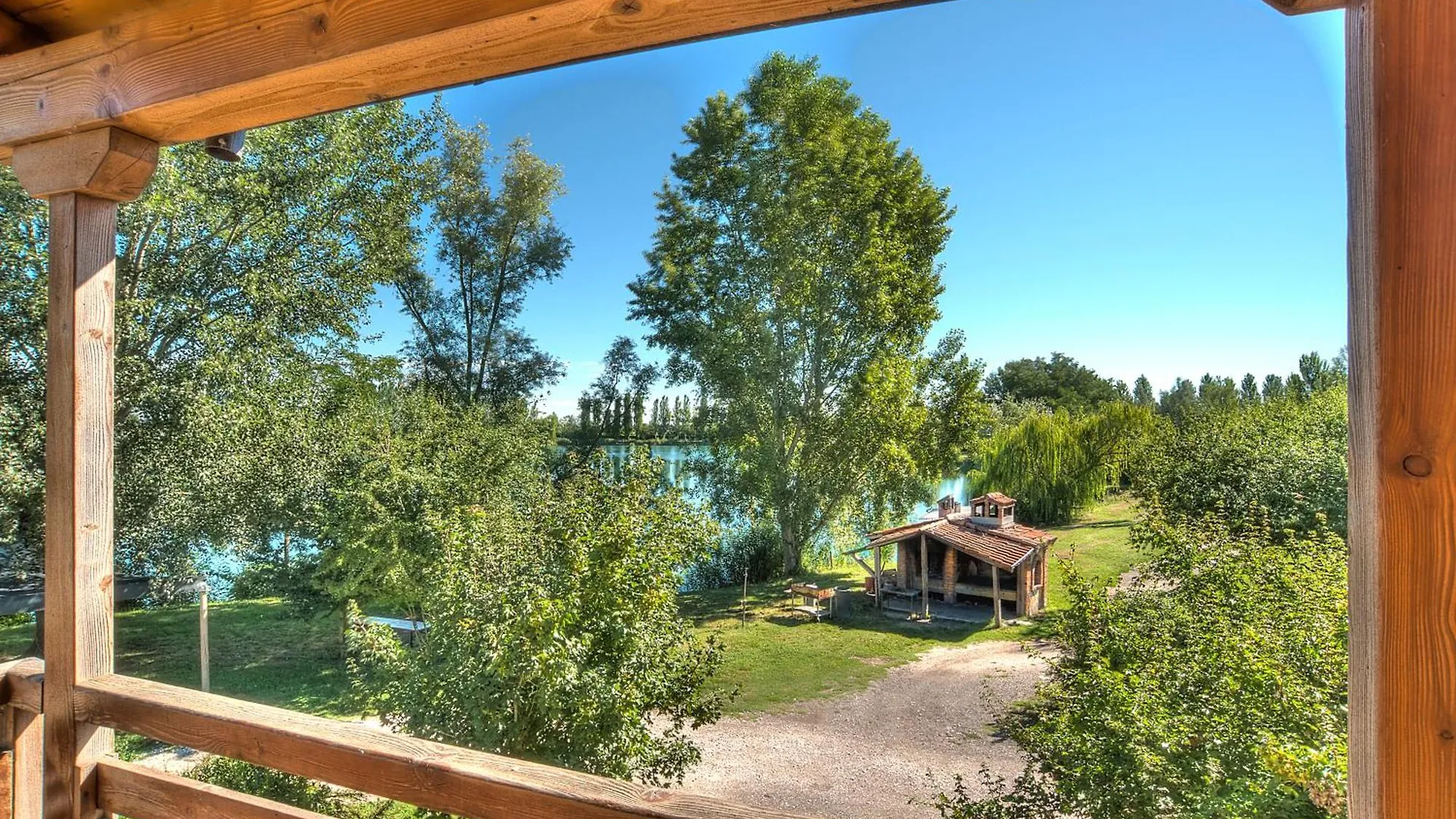 Gasthaus Agriturismo Ai Due Laghi Ponte Azzana 0*,